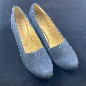 Softspots Marsha Wedges in Winter Blue Suede size 8.5 New